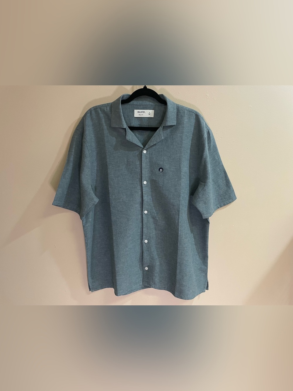 NWOT Hollister Boxy Fit Short Sleeve Button-Up Shirt Men’s M | 55% Linen